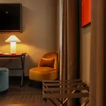 酒店 U-visionary 4*