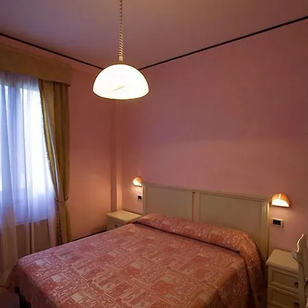 U-visionary Ξενοδοχείο