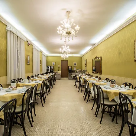 U-visionary Ξενοδοχείο Βενετία