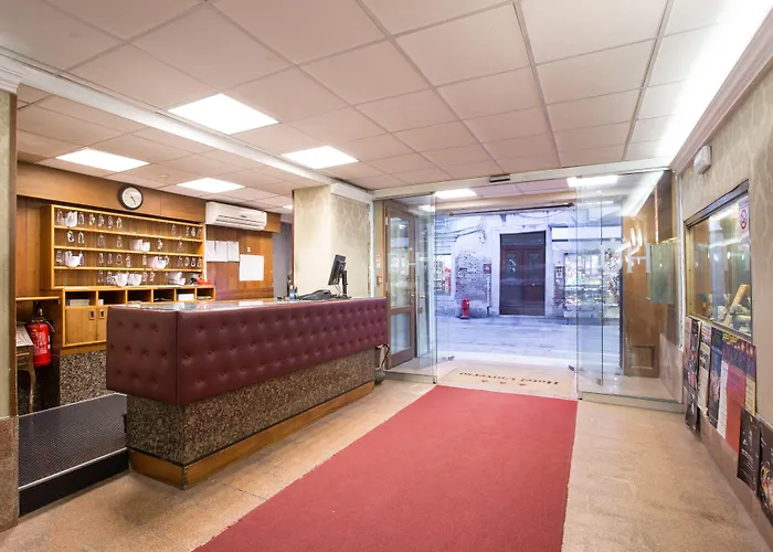 U-visionary Hotel 4*