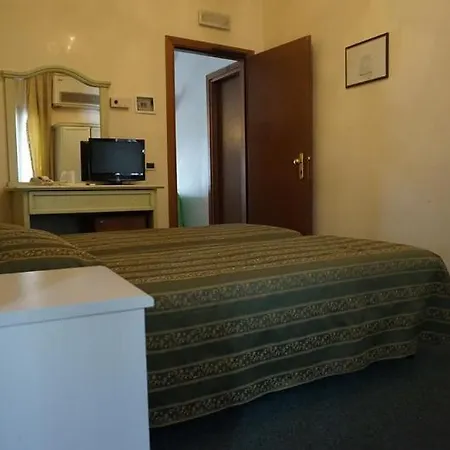 Hotell Universo & Nord 3*